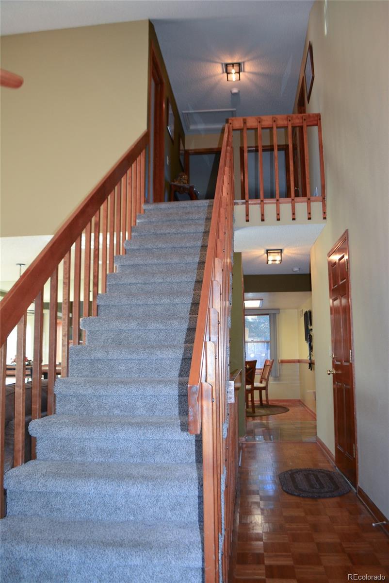 713 Kittredge Court Aurora CO 80011