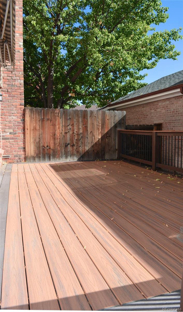 713 Kittredge Court Aurora CO 80011