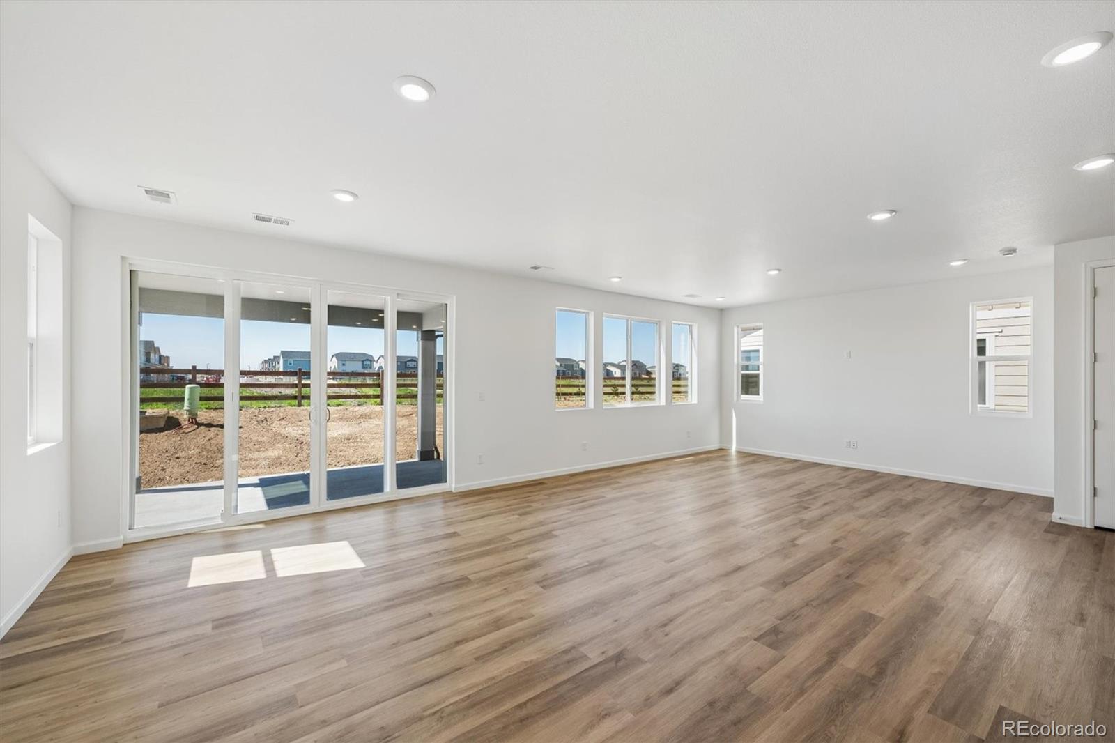 45944 Wood Thrush Avenue Bennett CO 80102