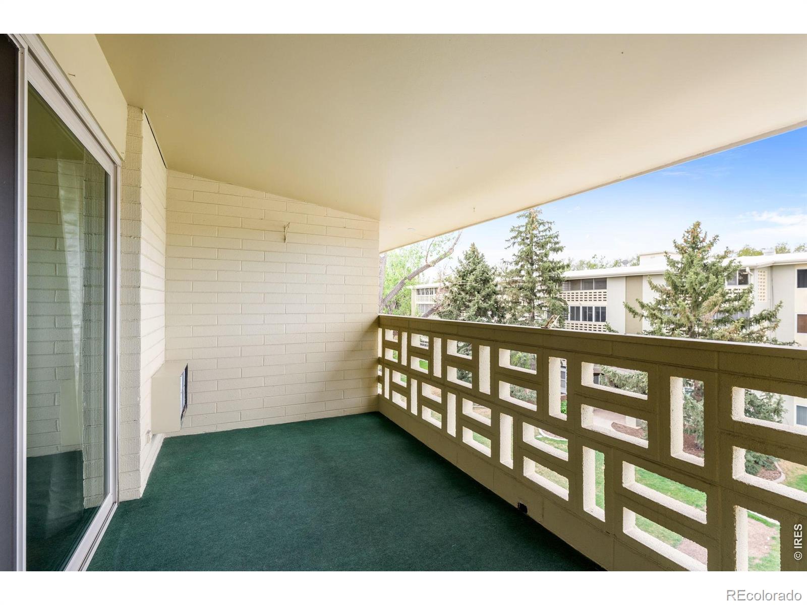 695 S Alton Way Denver CO 80247
