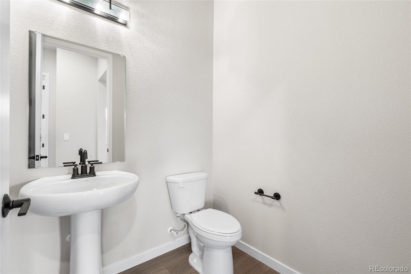 8654 S Quemoy Street Aurora CO 80016