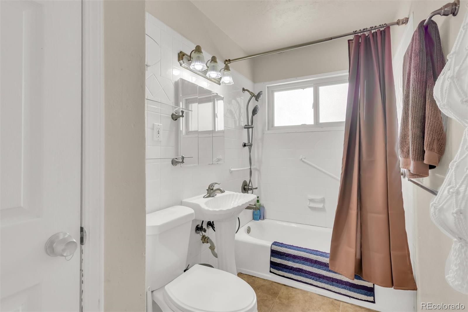 1225 S Honey Way Denver CO 80224