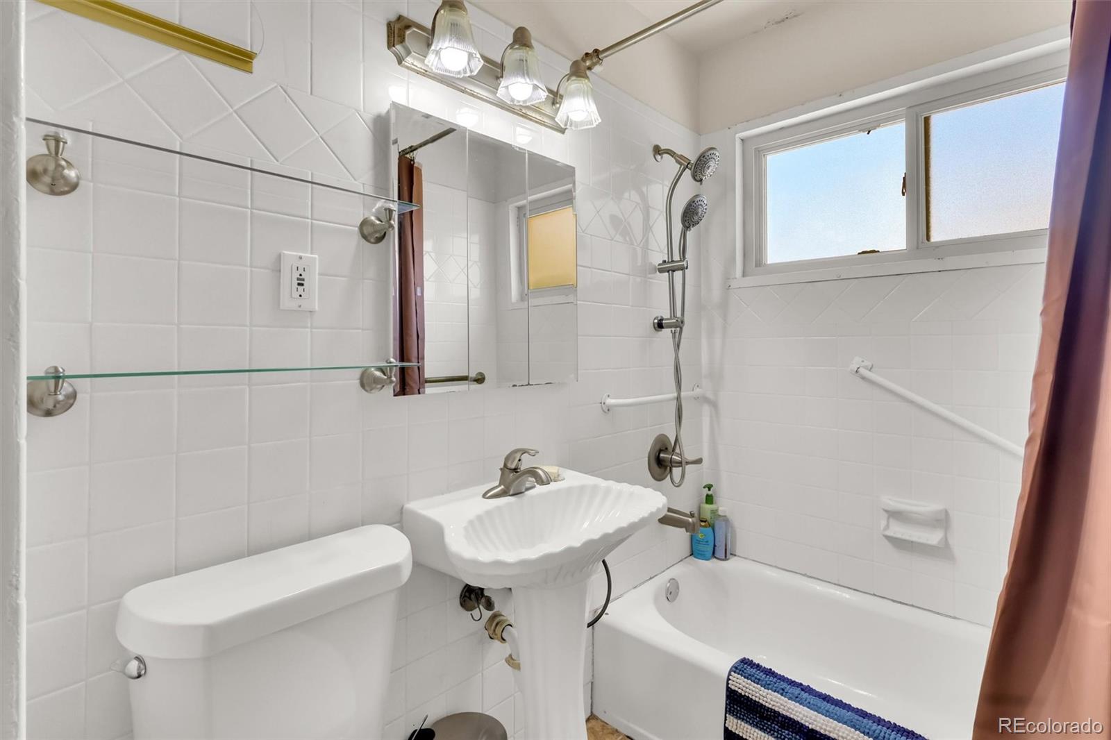 1225 S Honey Way Denver CO 80224
