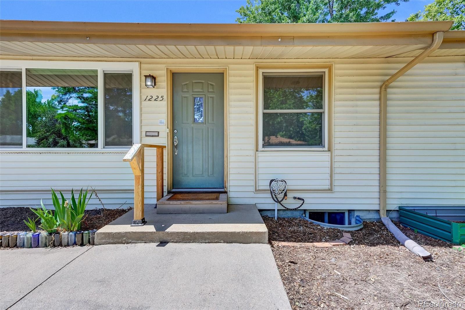 1225 S Honey Way Denver CO 80224