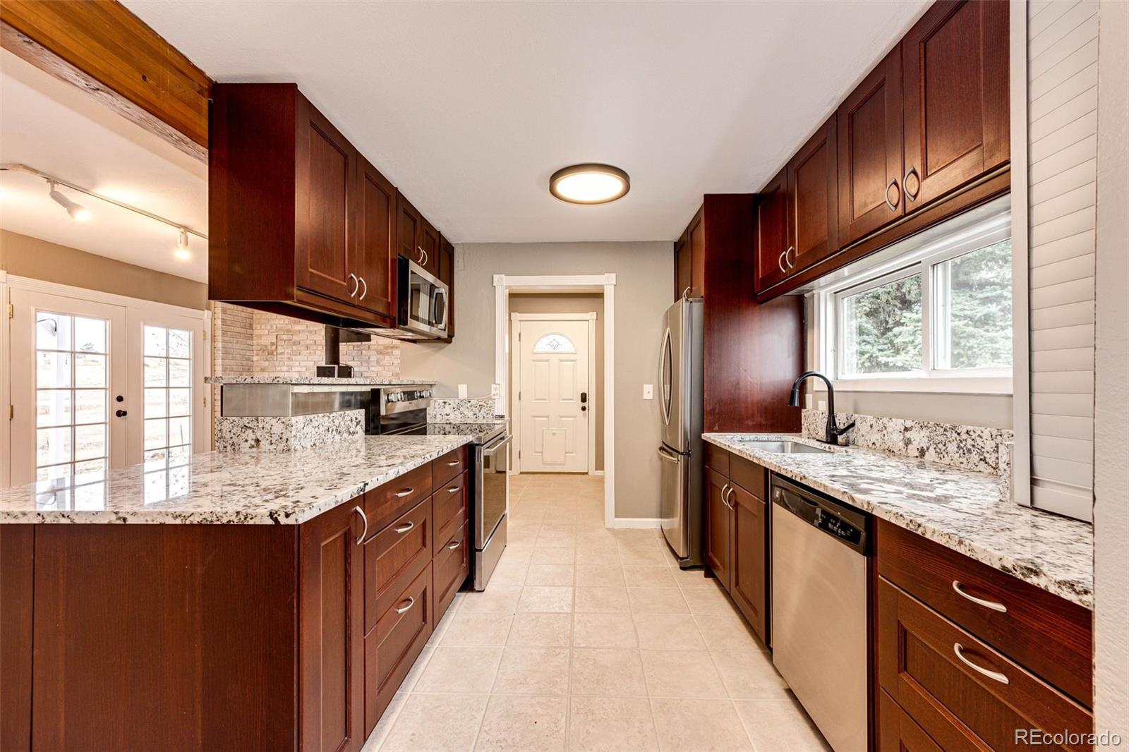 934 Starling Lane Elizabeth CO 80107