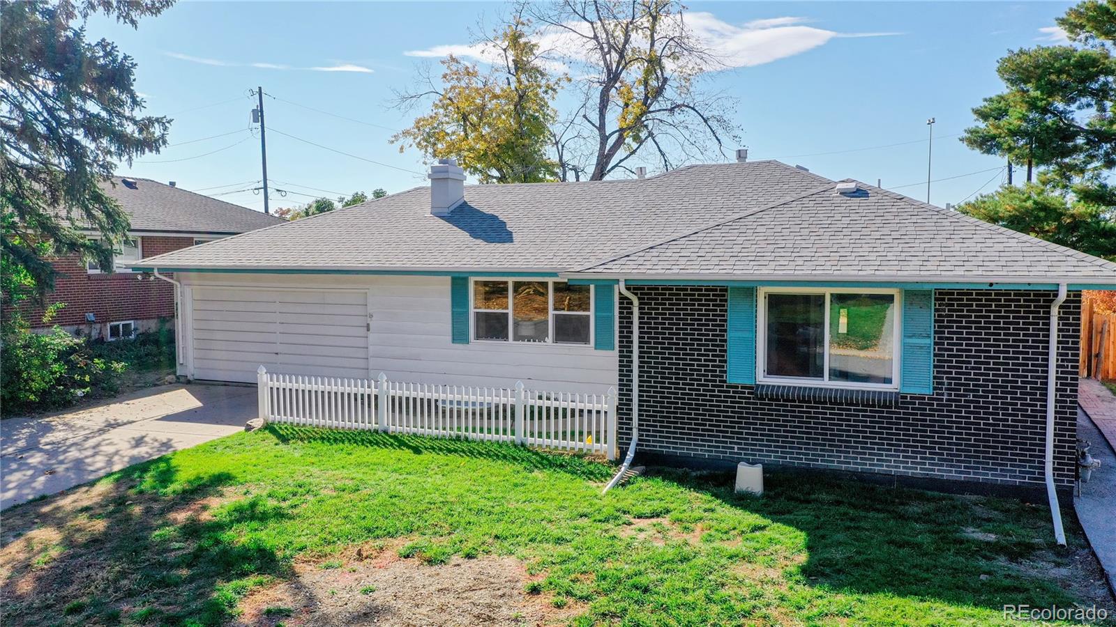 3067 S Holly Place Denver CO 80222