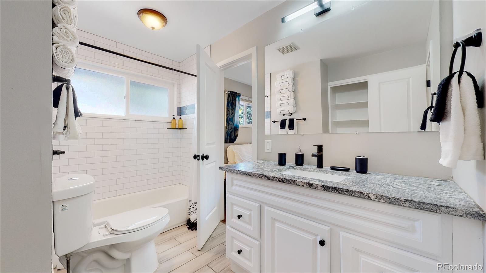 3067 S Holly Place Denver CO 80222