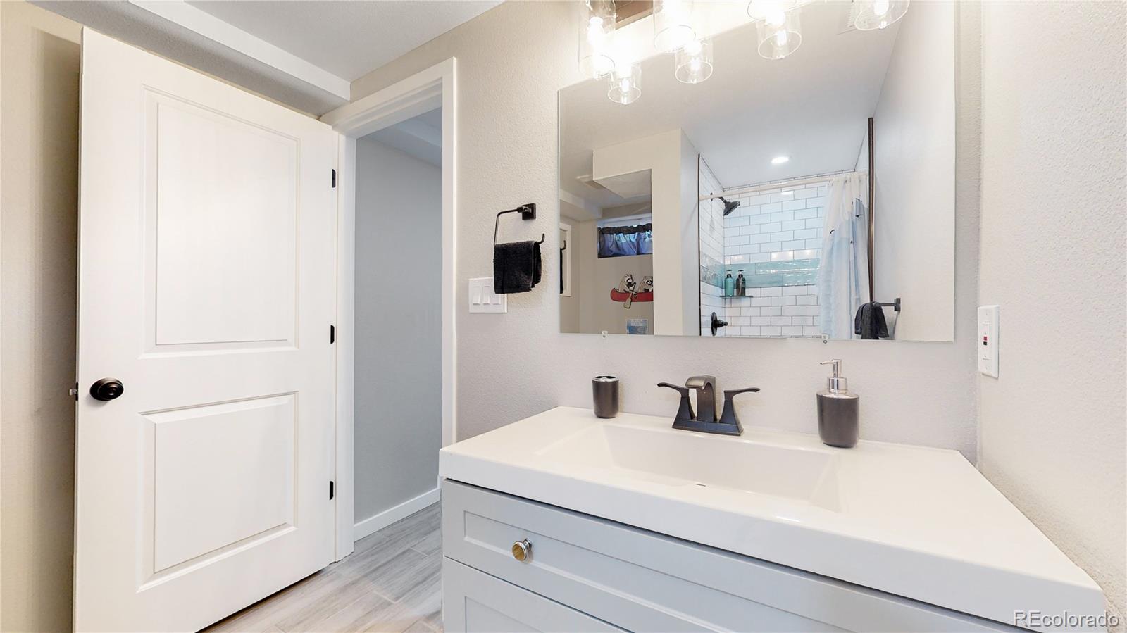 3067 S Holly Place Denver CO 80222