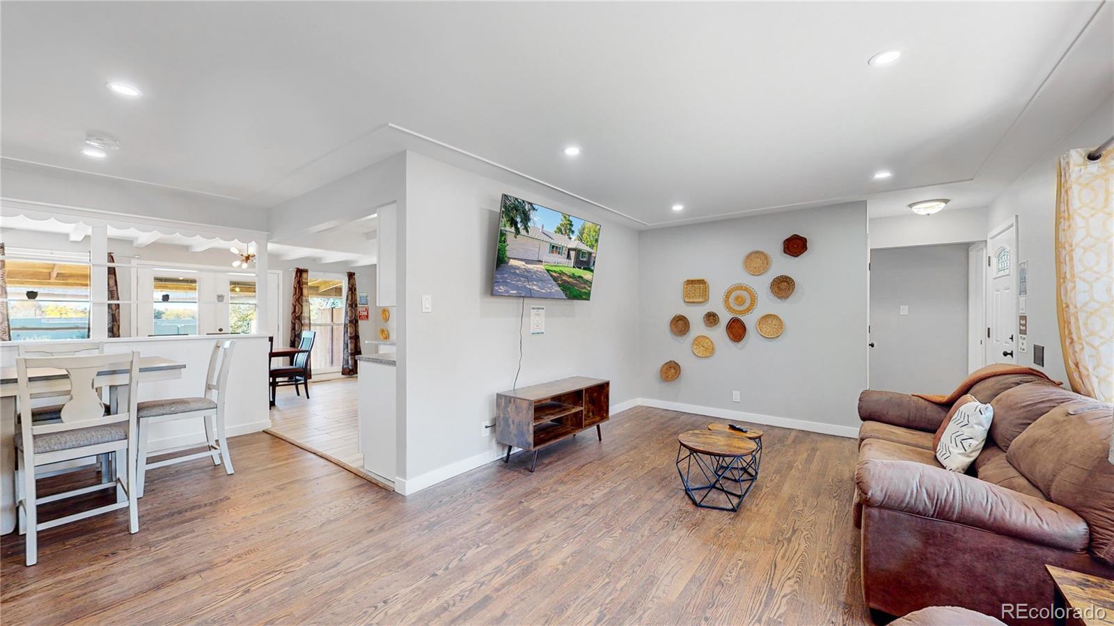 3067 S Holly Place Denver CO 80222