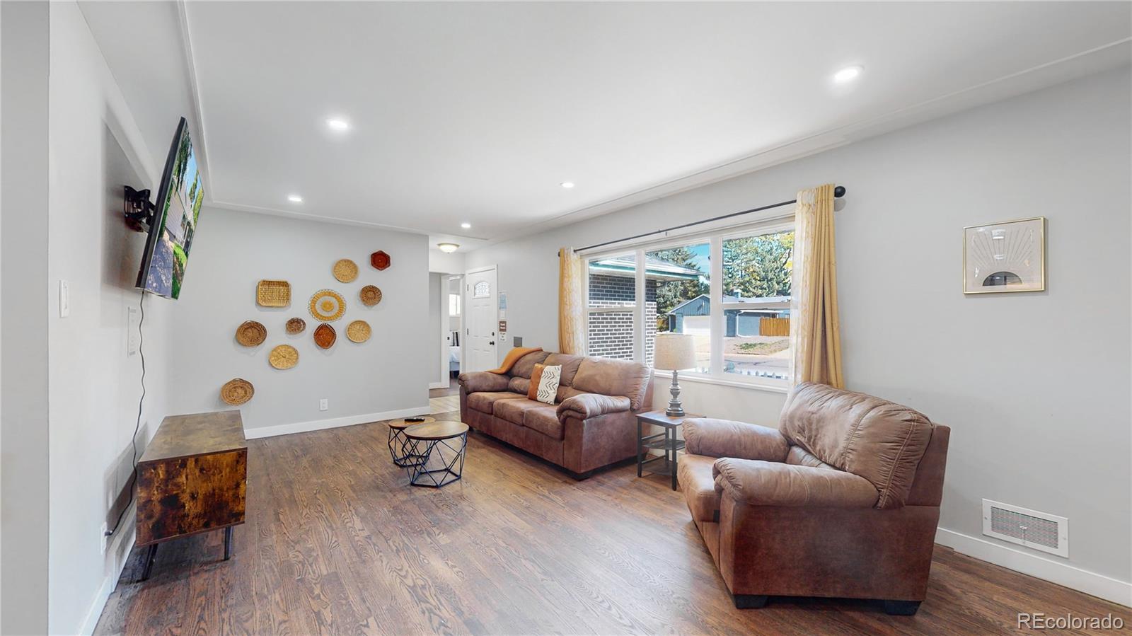 3067 S Holly Place Denver CO 80222