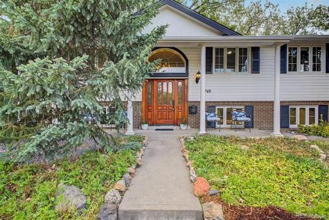 2749 Simms Street Lakewood CO 80215