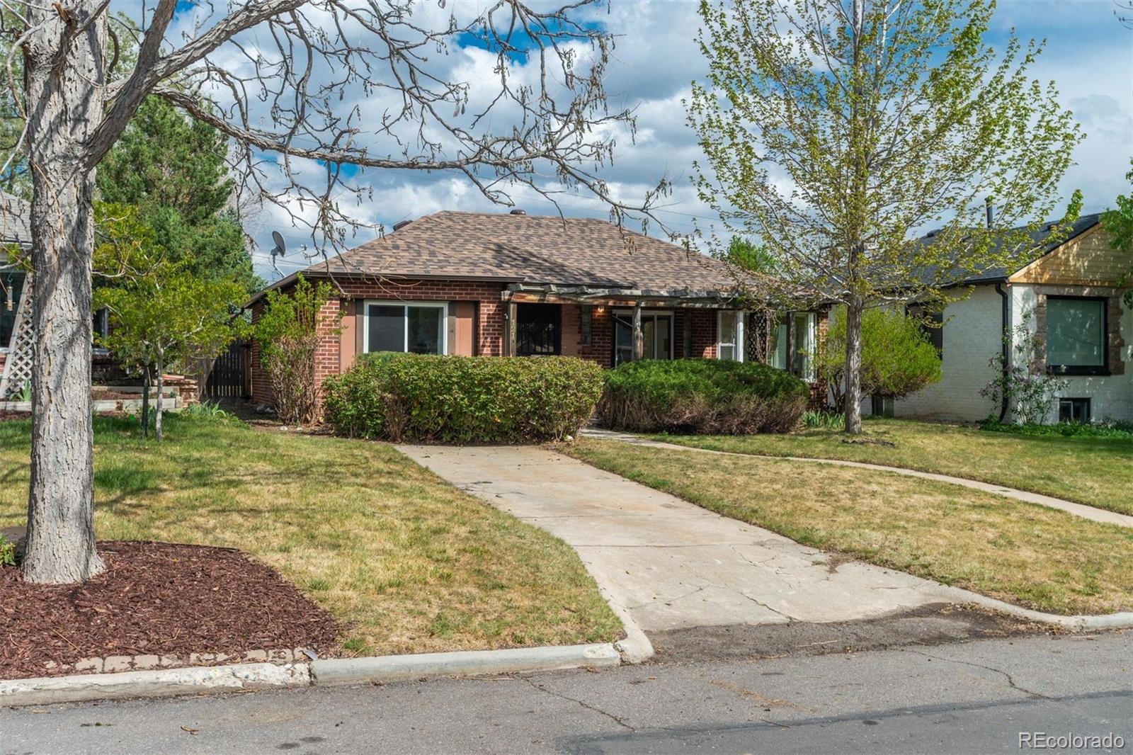 1210 Dahlia Street Denver CO 80220