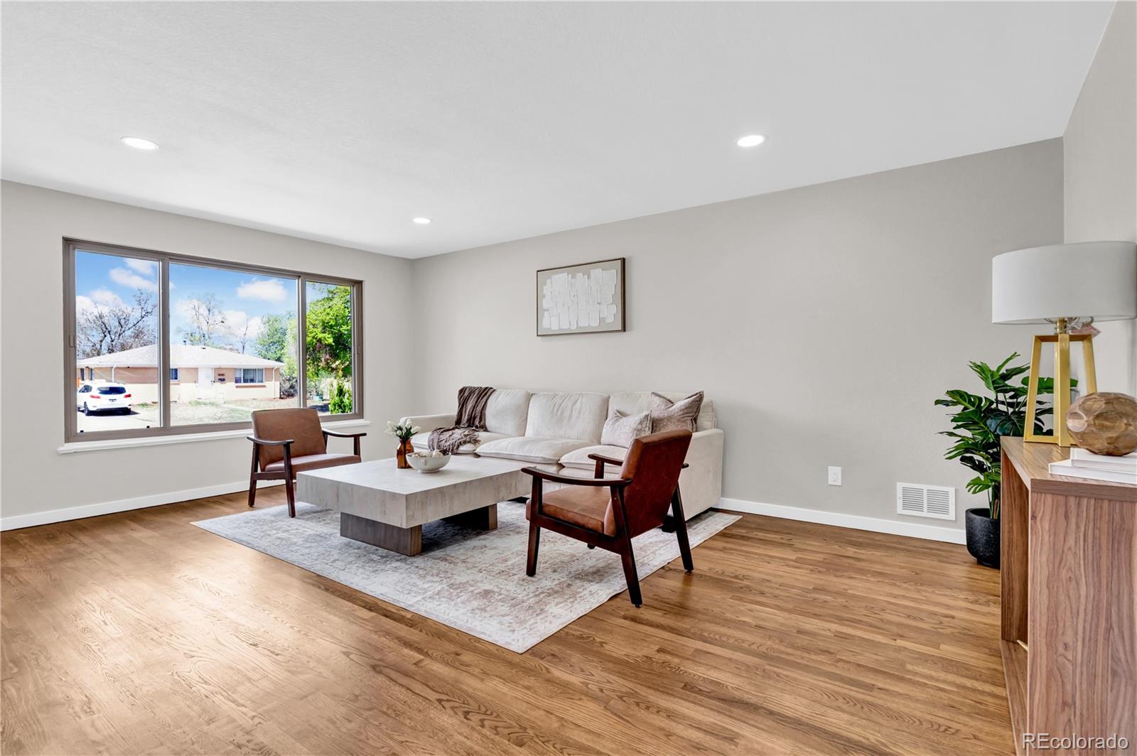 3040 Cimarron Street Aurora CO 80011