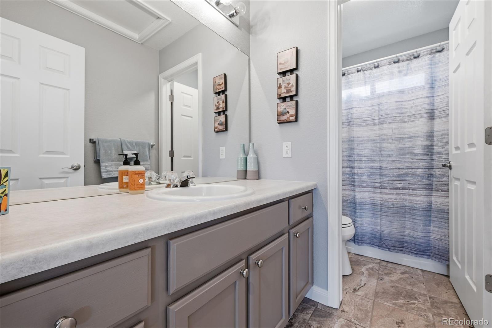 9837 W Vandeventor Drive Littleton CO 80128
