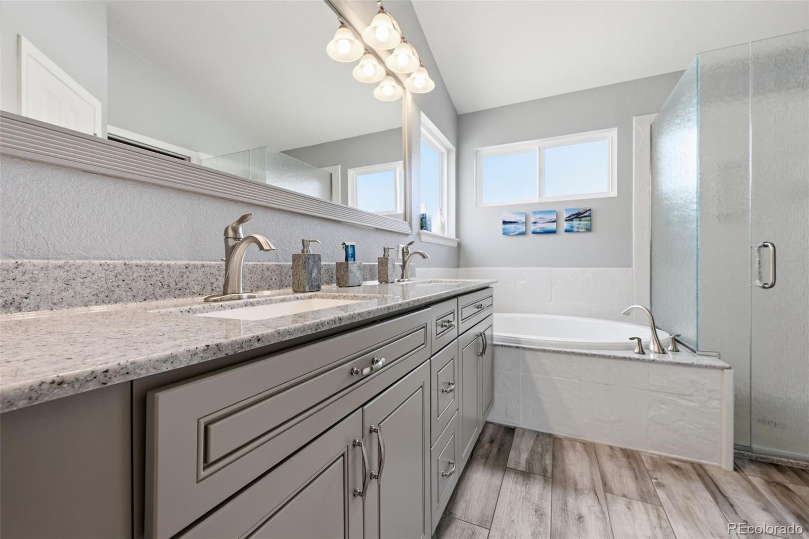 9837 W Vandeventor Drive Littleton CO 80128