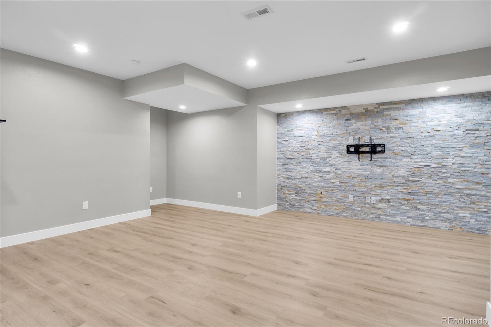 6880 Decatur Street Denver CO 80221