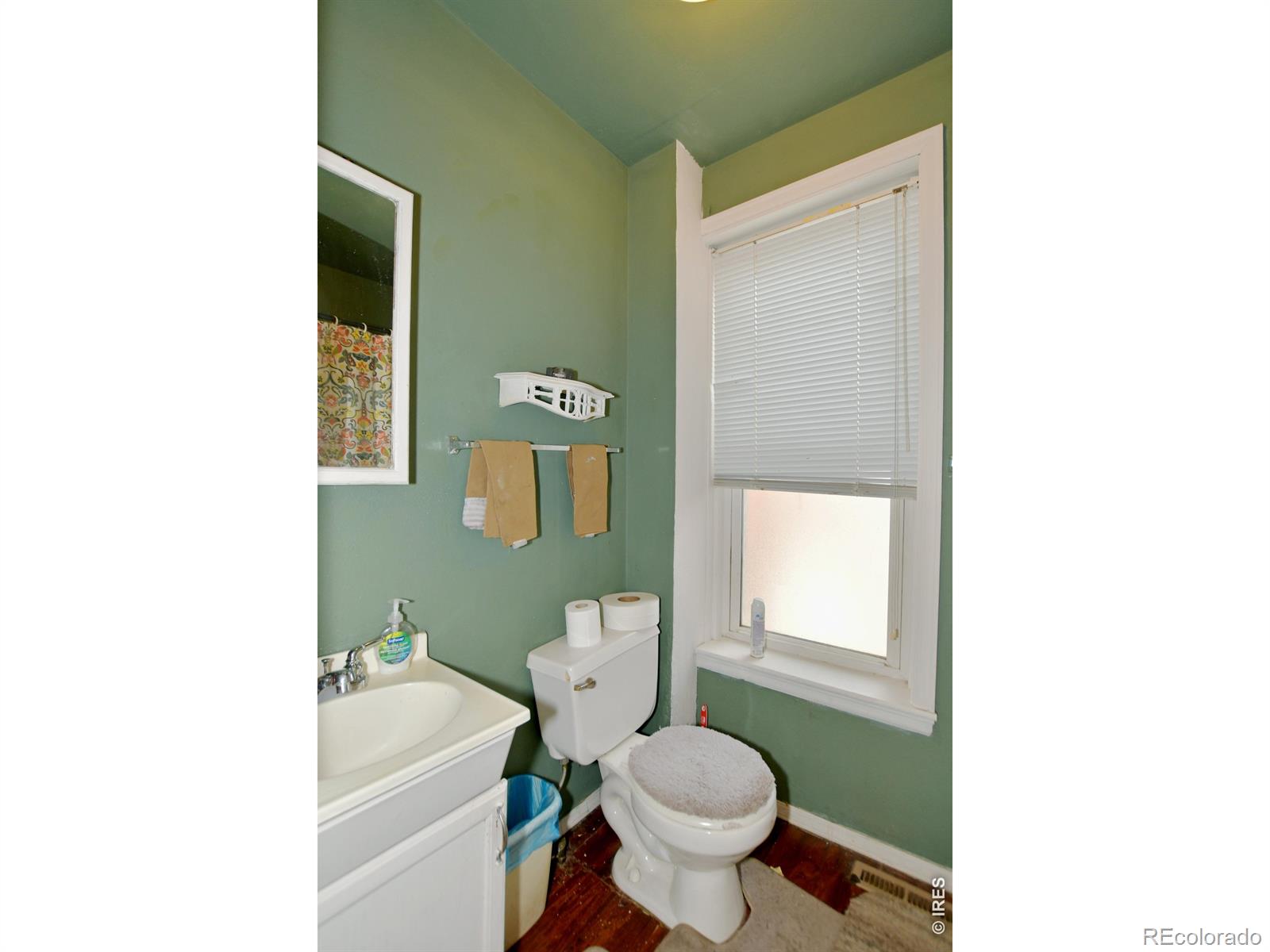 913 4th Street Greeley CO 80631