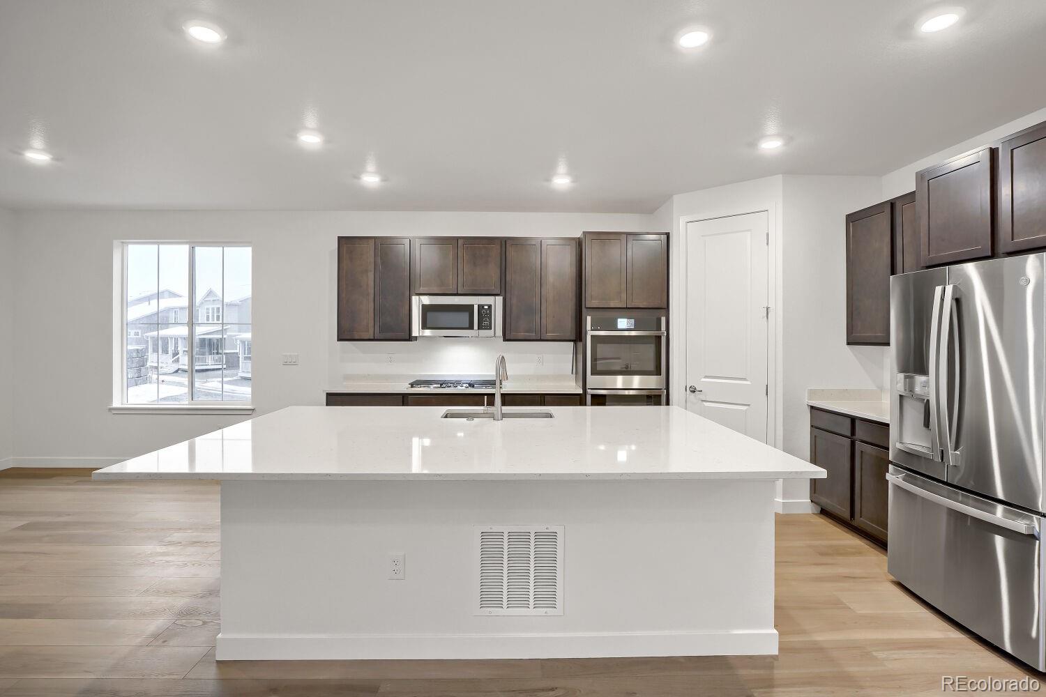 24704 E Kettle Court Aurora CO 80016