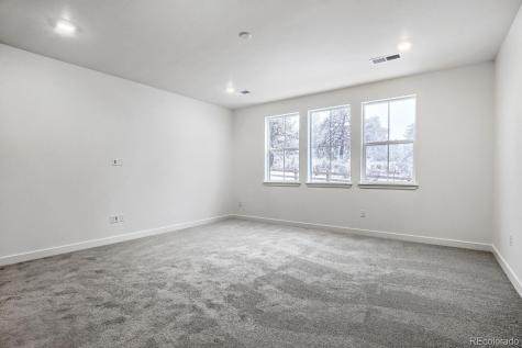 24704 E Kettle Court Aurora CO 80016