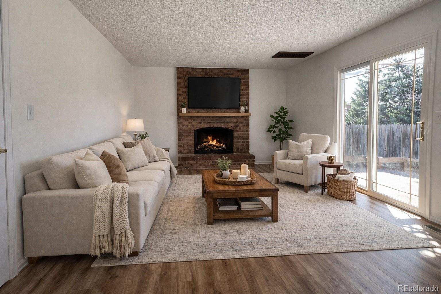 1065 S Lewiston Way Aurora CO 80017