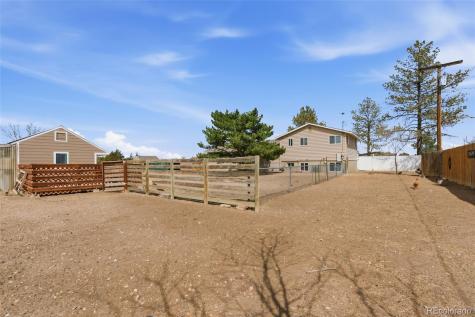 468 E Keen Avenue Byers CO 80103