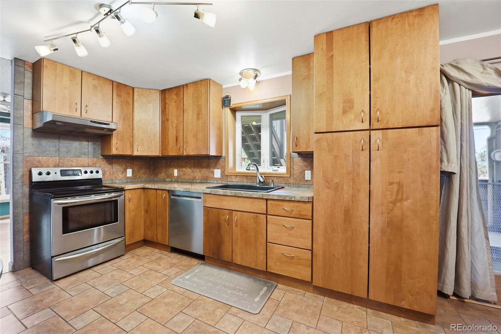 6795 Hillridge Place Parker CO 80134