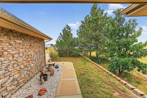 73 S Algonquian Court Aurora CO 80018