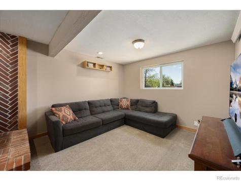 811 Table Mountain Court Windsor CO 80550