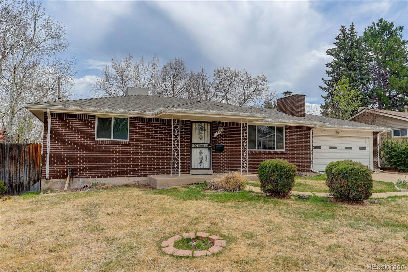 1616 S Balsam Court Lakewood CO 80232