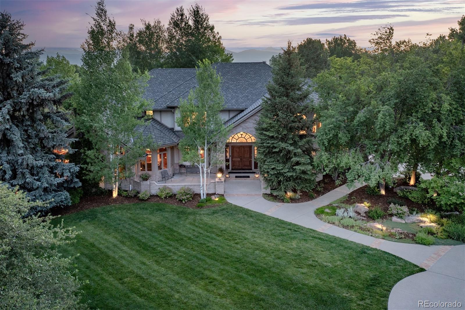 8439 Greenwood Drive Niwot CO 80503