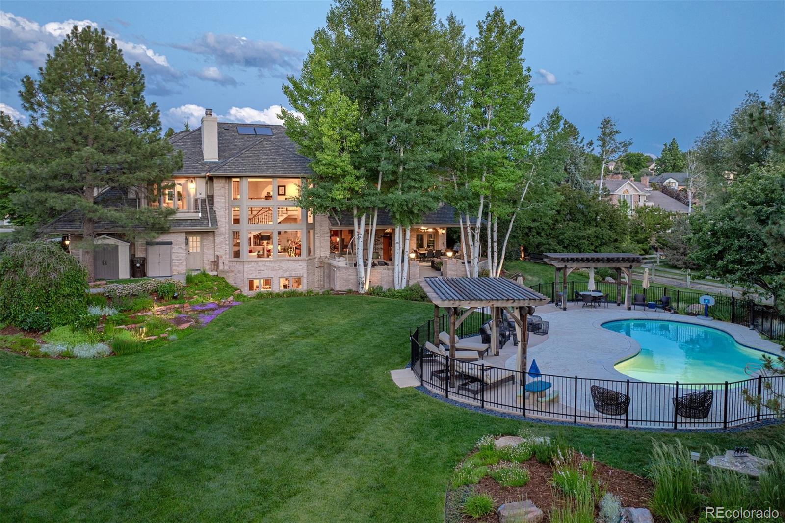 8439 Greenwood Drive Niwot CO 80503