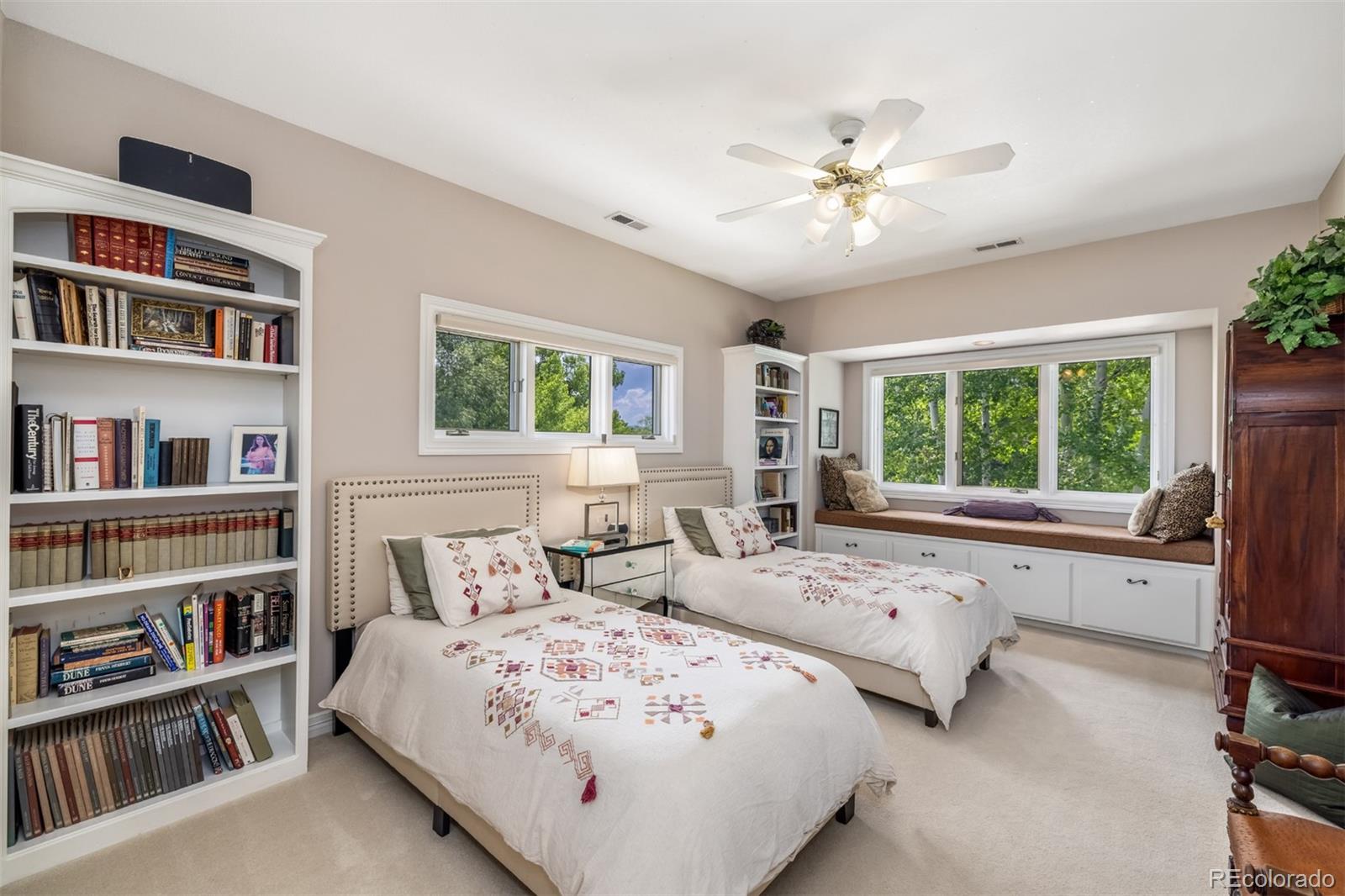 8439 Greenwood Drive Niwot CO 80503