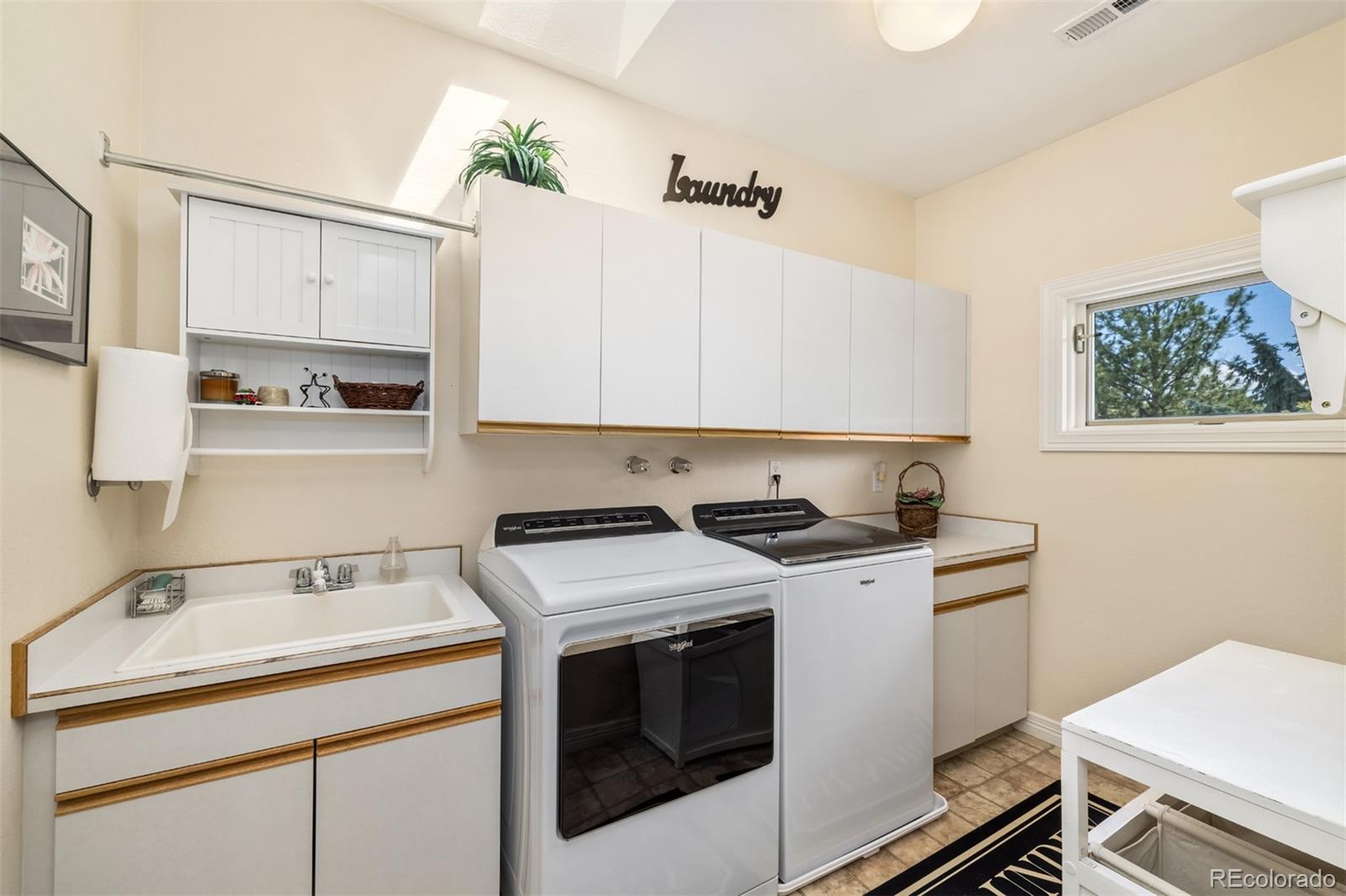 8439 Greenwood Drive Niwot CO 80503