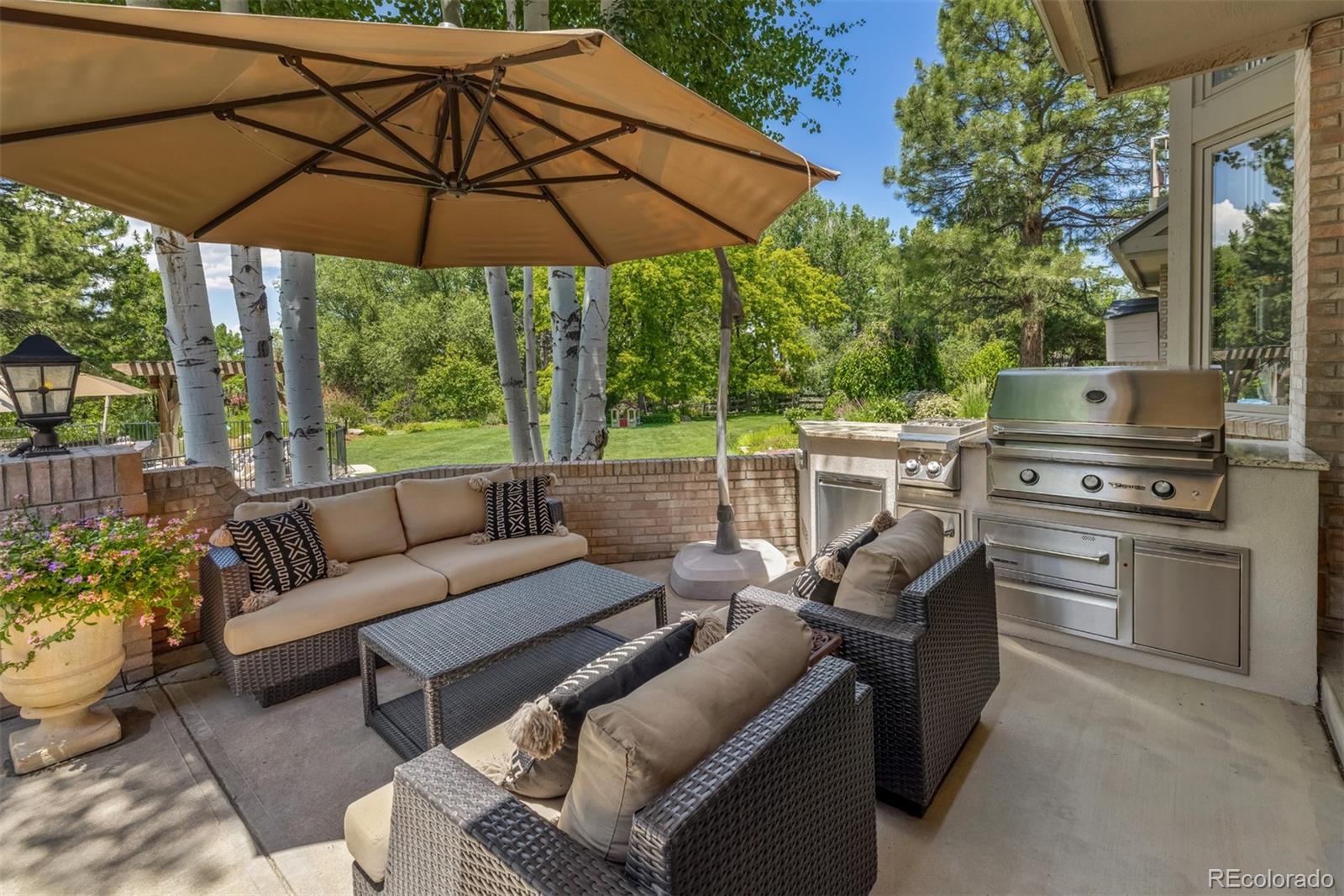 8439 Greenwood Drive Niwot CO 80503