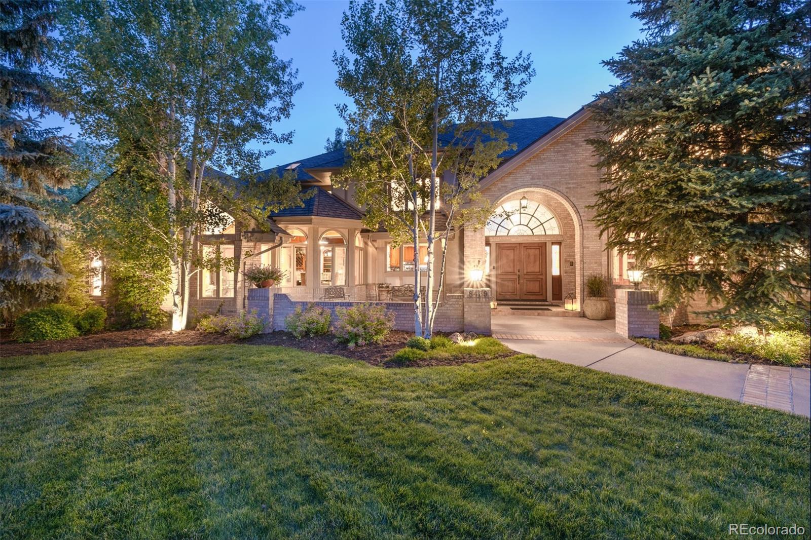 8439 Greenwood Drive Niwot CO 80503