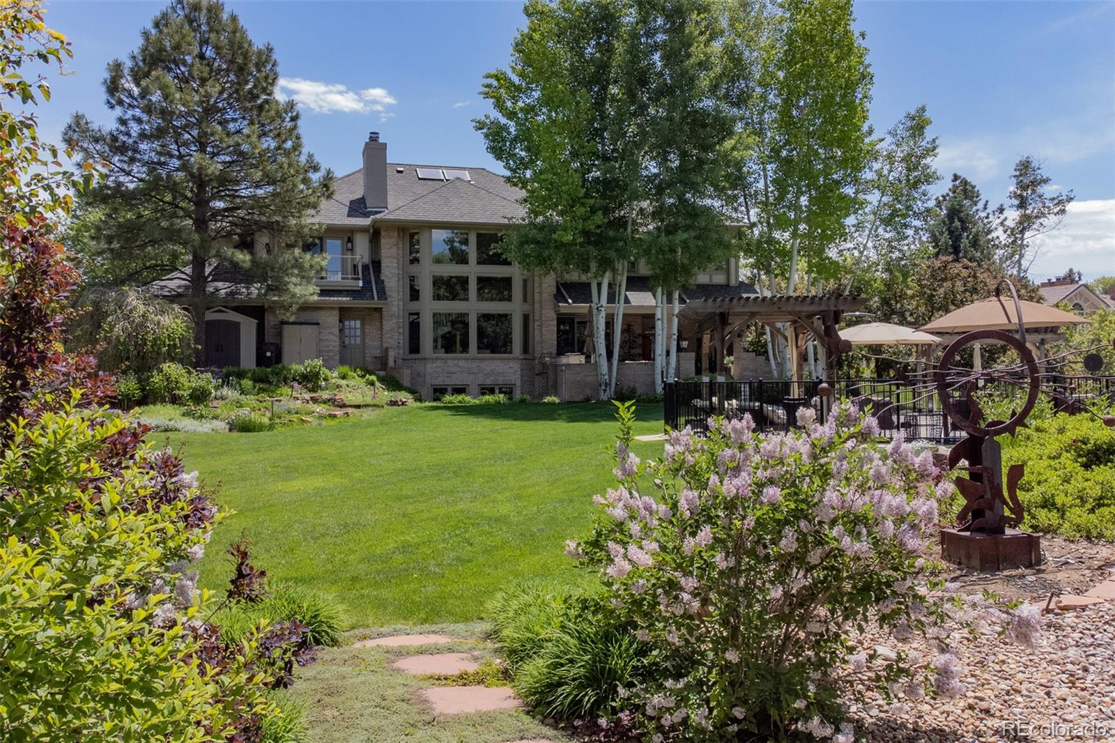 8439 Greenwood Drive Niwot CO 80503