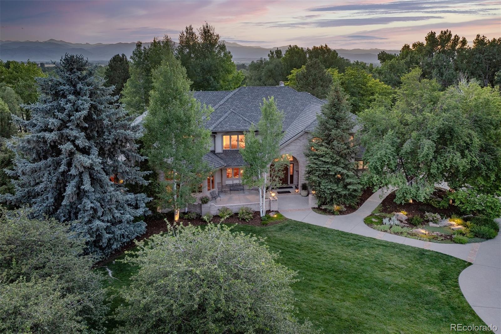8439 Greenwood Drive Niwot CO 80503