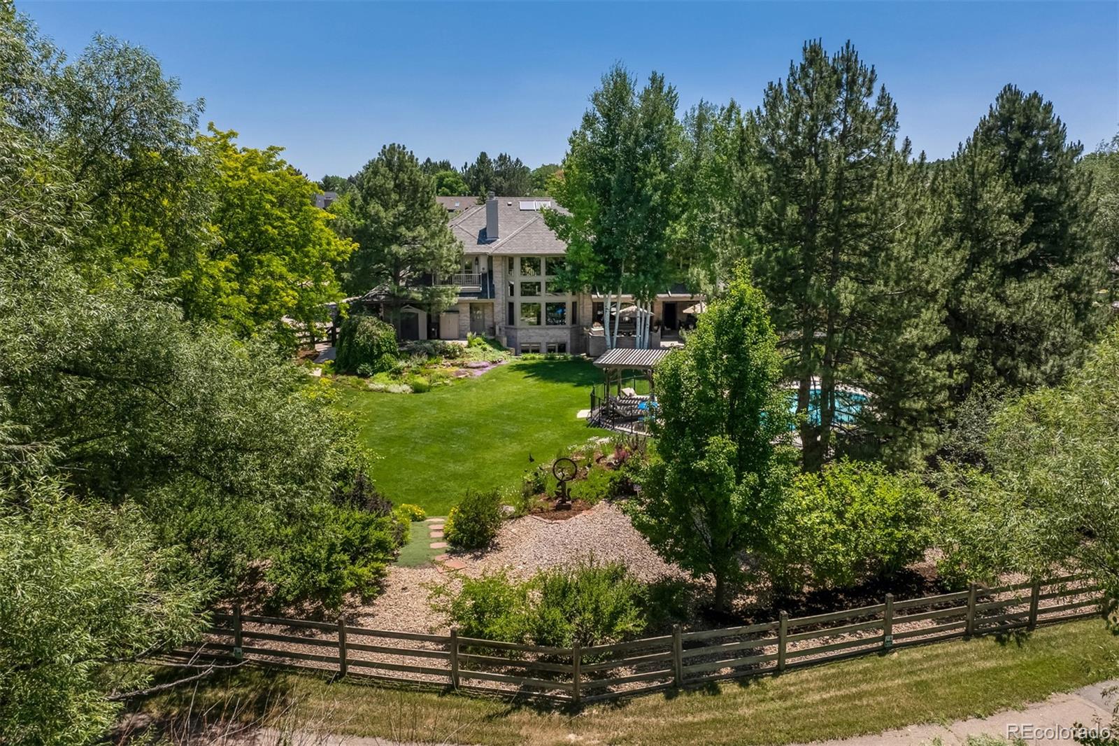 8439 Greenwood Drive Niwot CO 80503