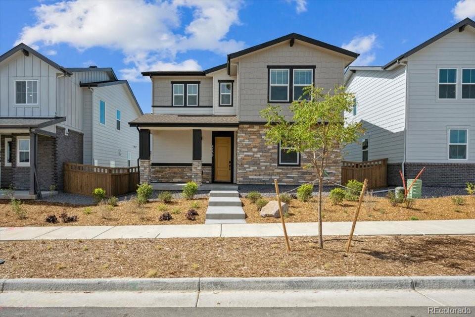 4739 N Valdai Court Aurora CO 80119