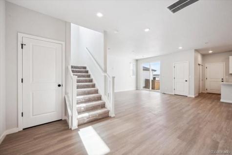 4739 N Valdai Court Aurora CO 80119