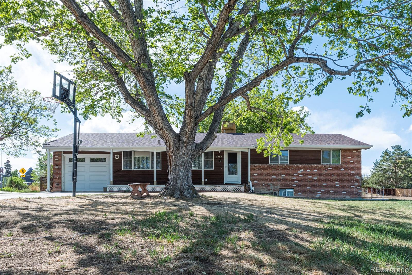 1495 W 10th Avenue Broomfield CO 80020