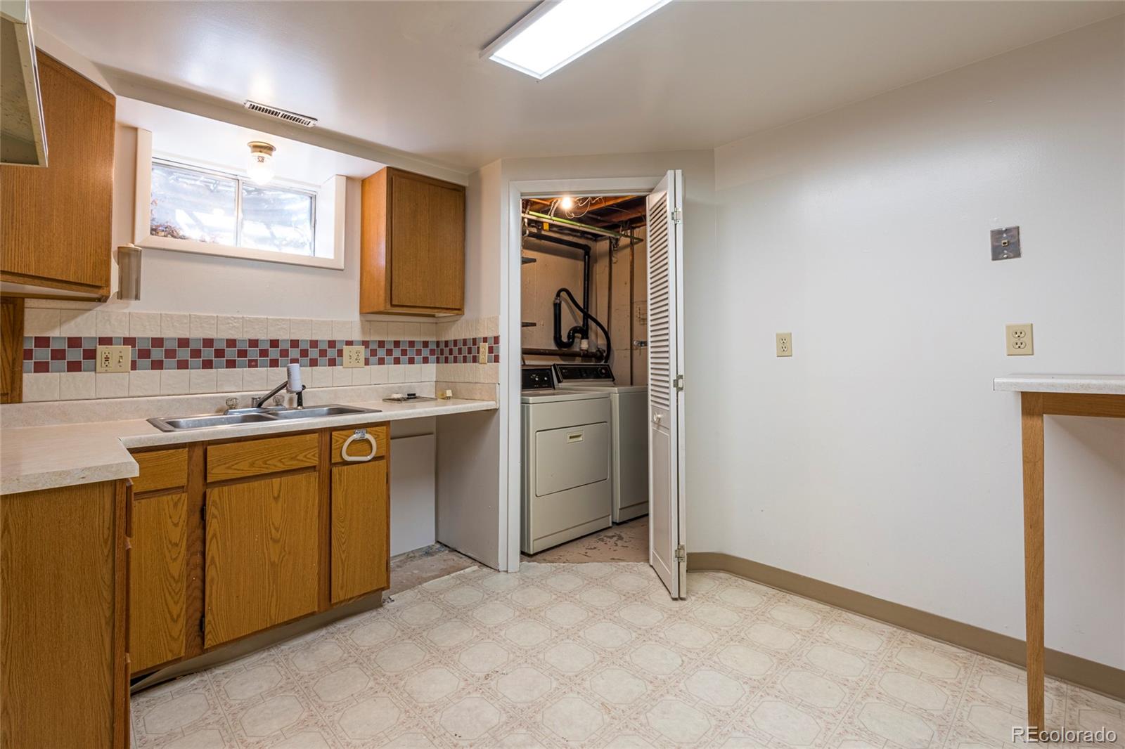 1495 W 10th Avenue Broomfield CO 80020