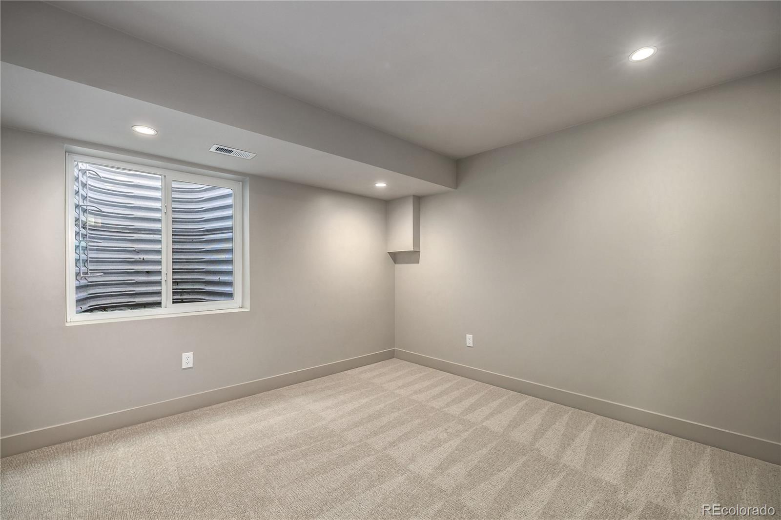 3935 Lipan Street Denver CO 80211