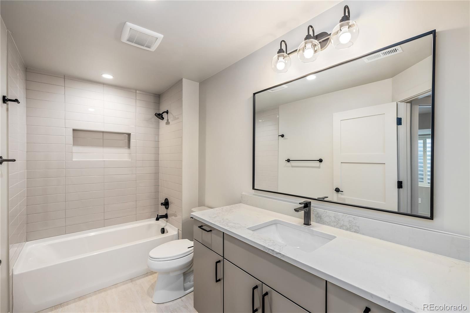 3935 Lipan Street Denver CO 80211