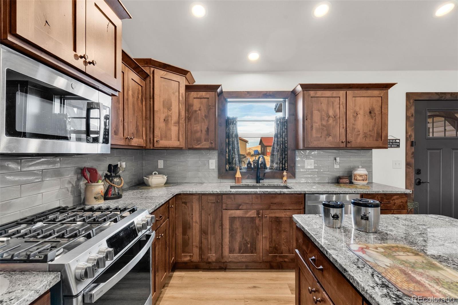114 Third Silver Cliff CO 81252