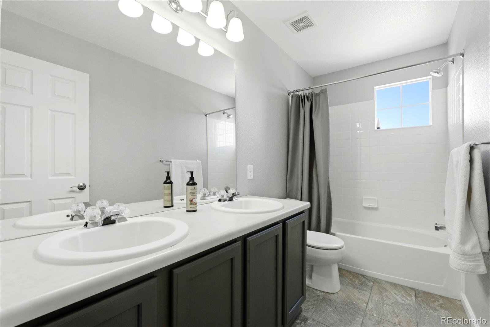 21986 E Oberlin Place Aurora CO 80018