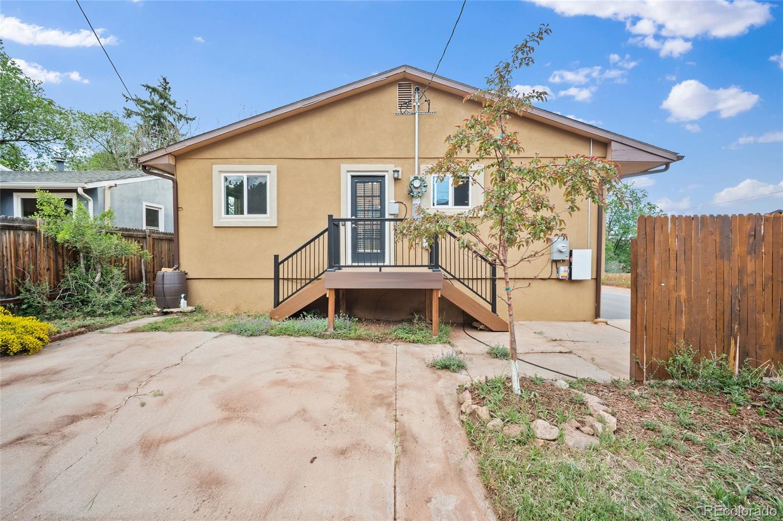 208 Oak Place Manitou Springs CO 80829