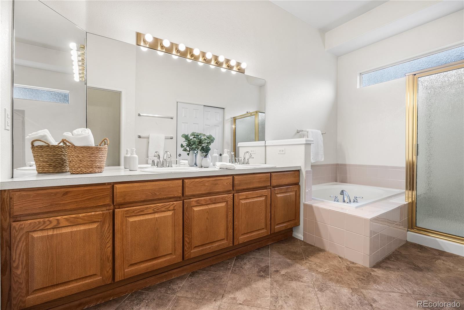 8753 Forrest Drive Highlands Ranch CO 80126