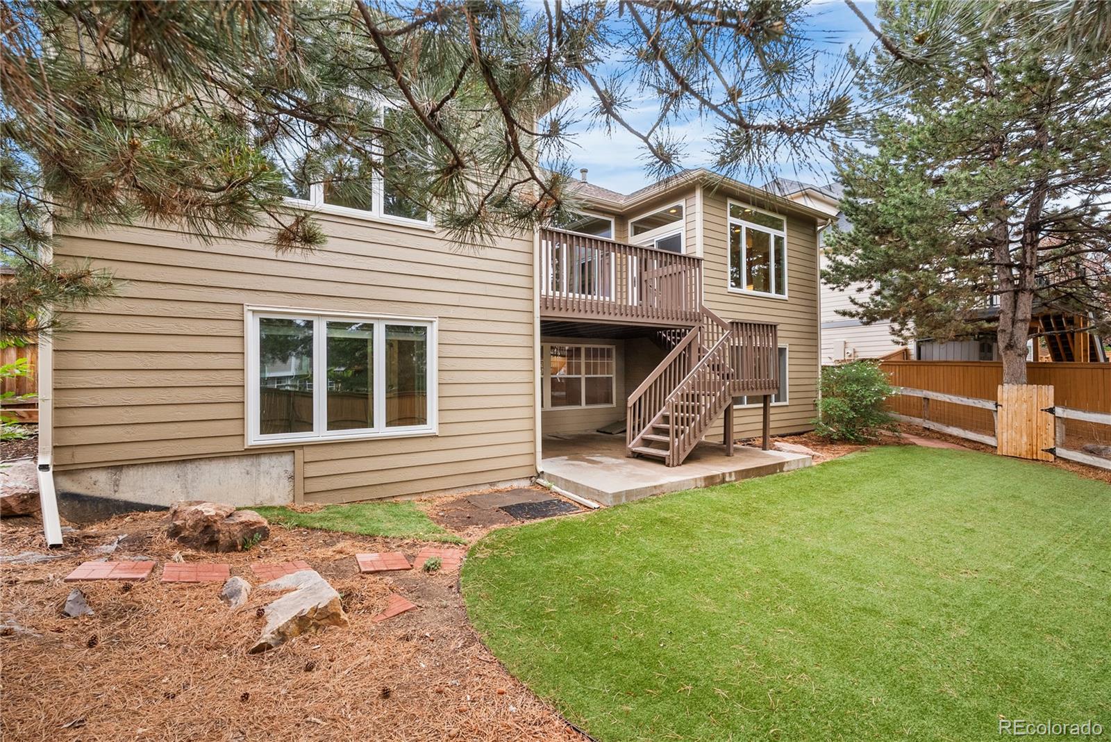8753 Forrest Drive Highlands Ranch CO 80126