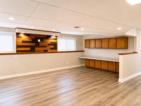 2093 S Rifle Street Aurora CO 80013